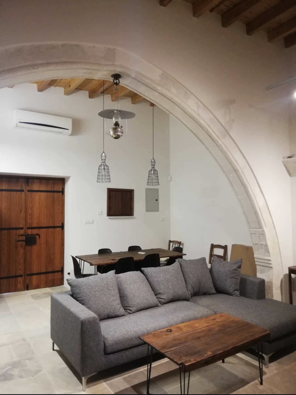 The cosy lounge with vintage pendant lighting